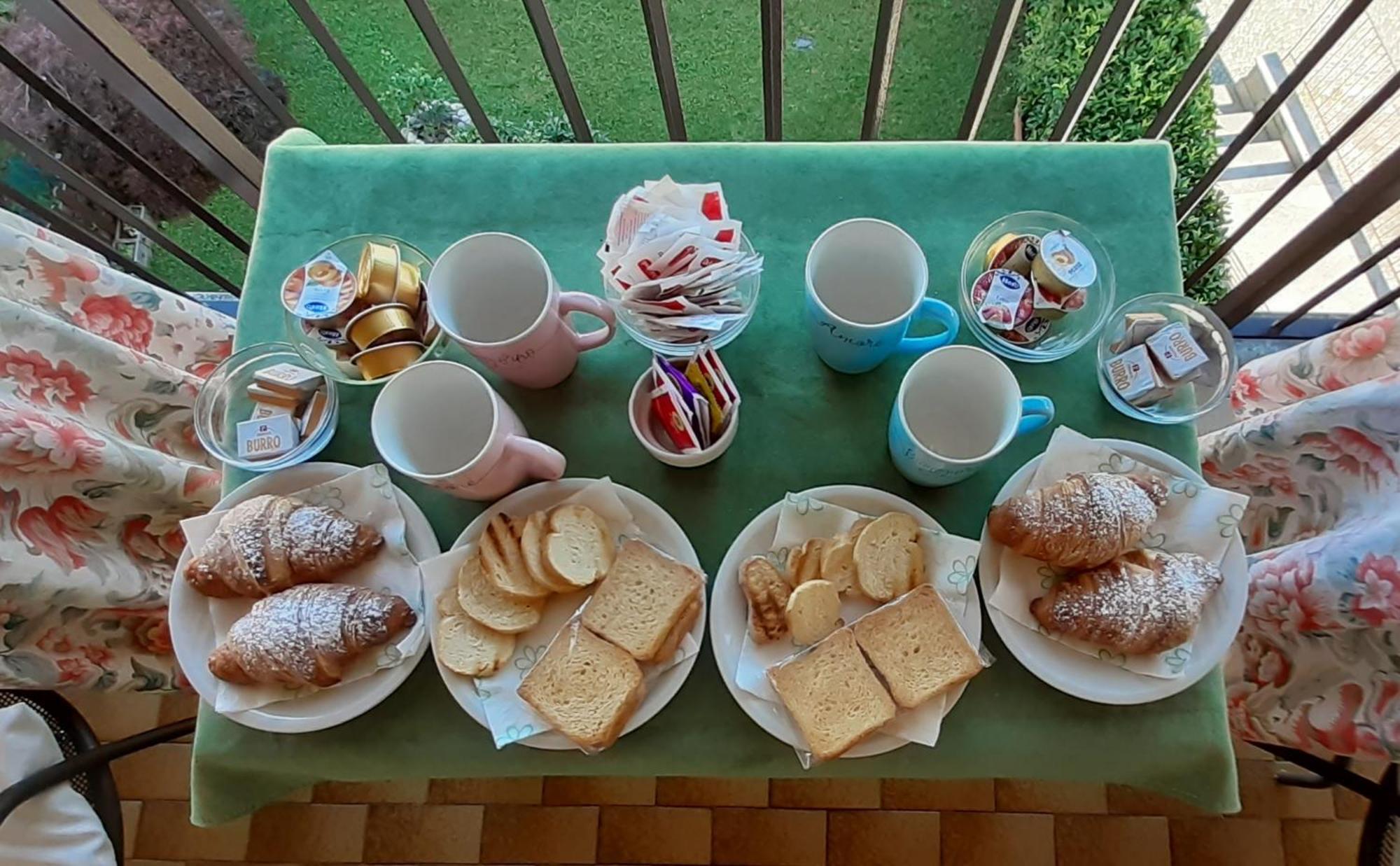 Bed and Breakfast Tosca House 2 Varenna Esterno foto