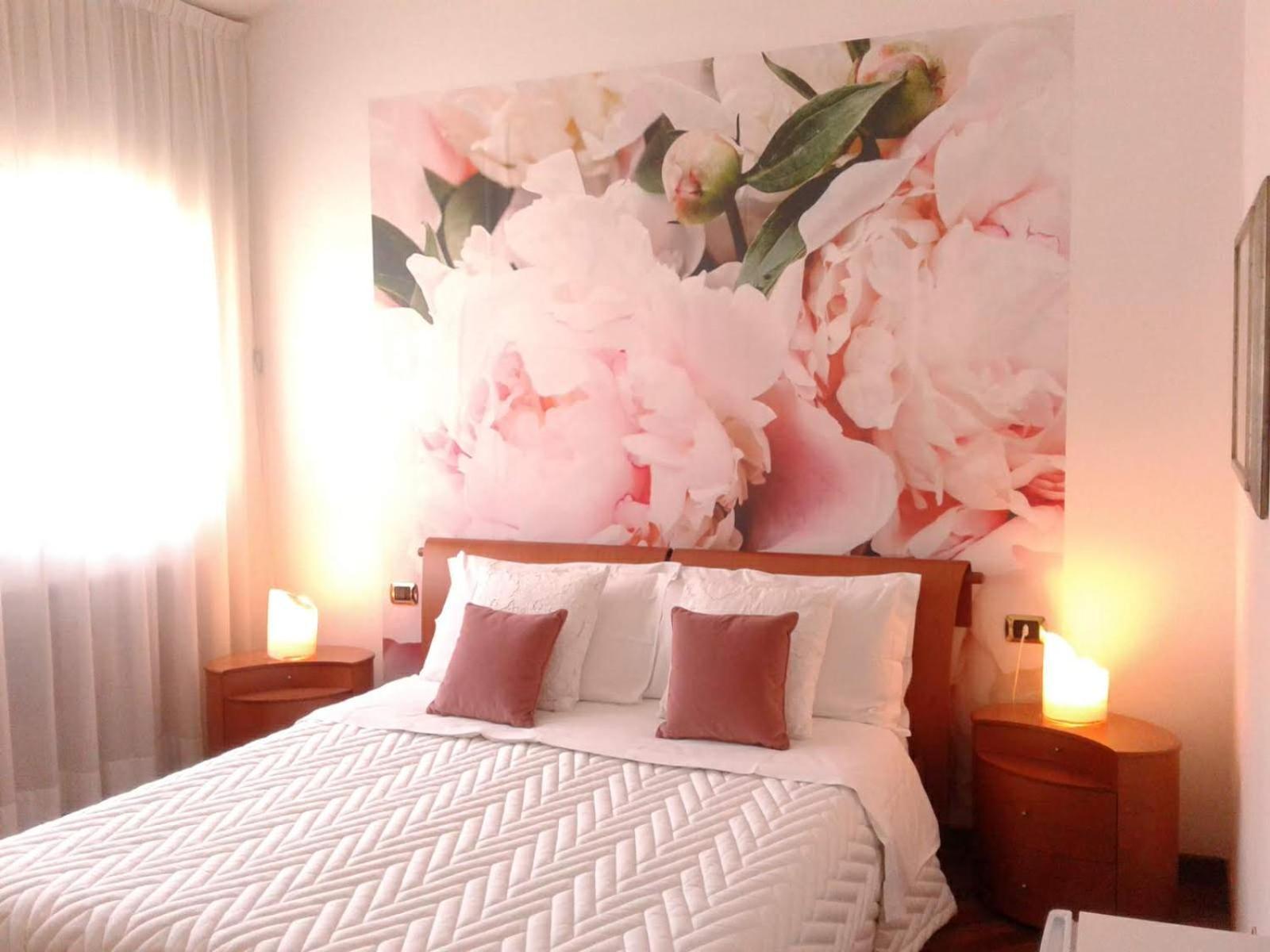 Bed and Breakfast Tosca House 2 Varenna Esterno foto