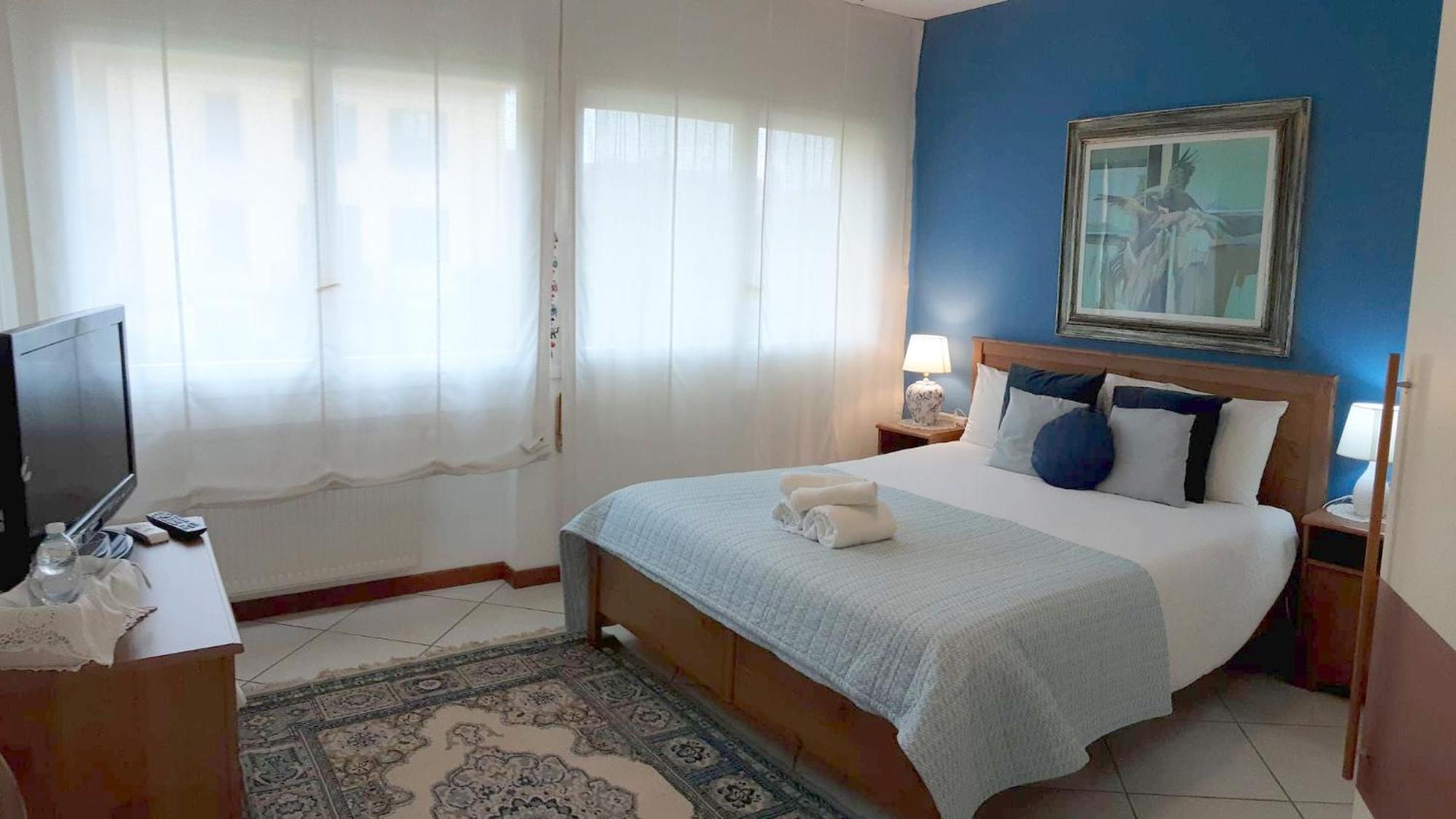 Bed and Breakfast Tosca House 2 Varenna Esterno foto