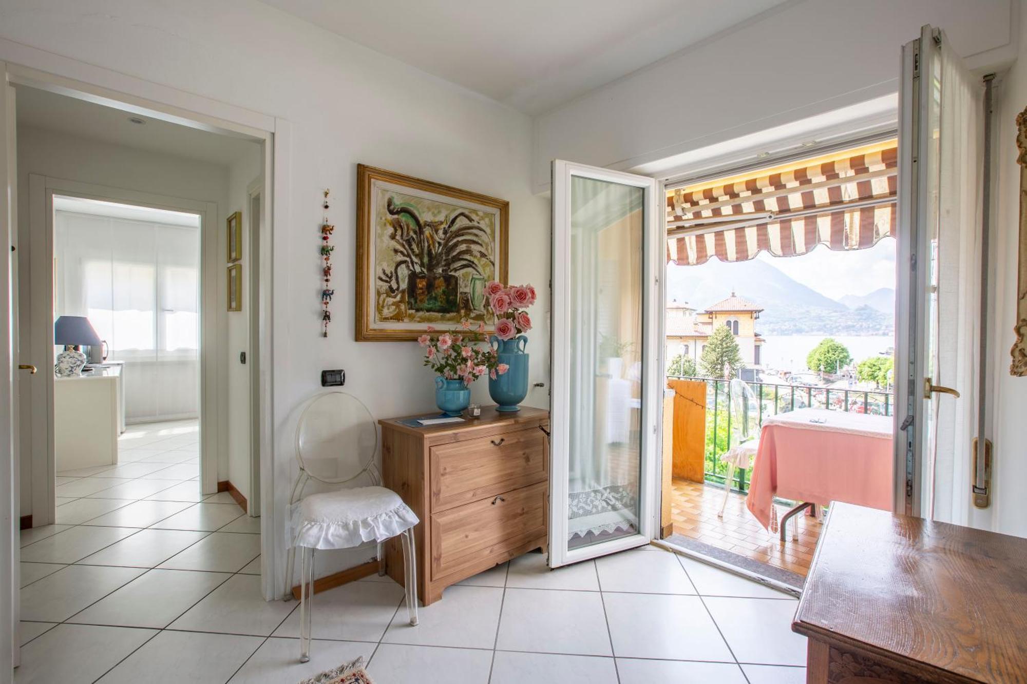 Bed and Breakfast Tosca House 2 Varenna Esterno foto
